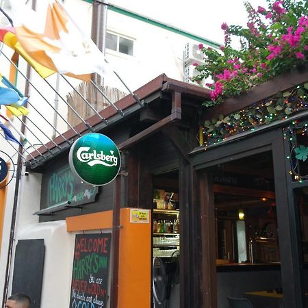 Harrys Inn Guesthouse Larnaca Dış mekan fotoğraf