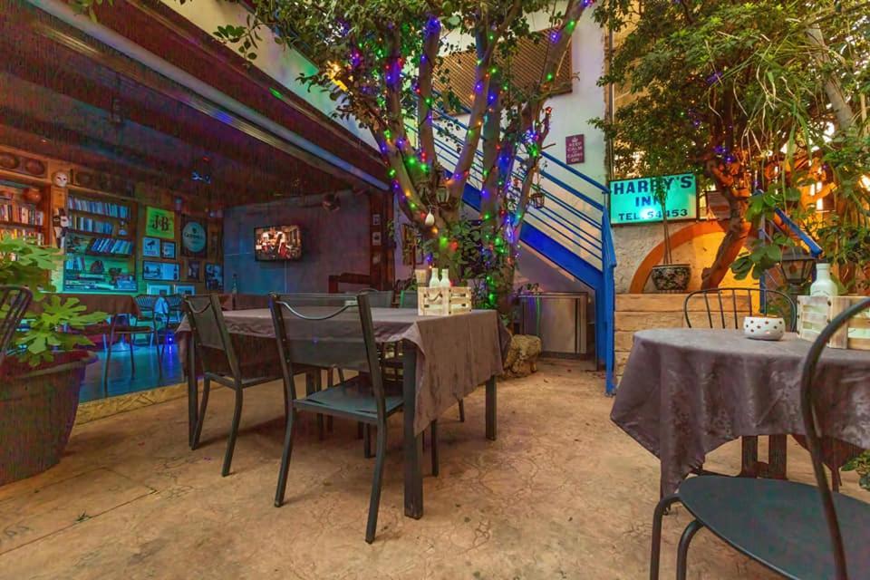 Harrys Inn Guesthouse Larnaca Dış mekan fotoğraf
